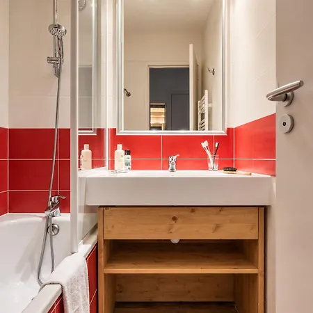 Апартаменты Smartstay Britania -